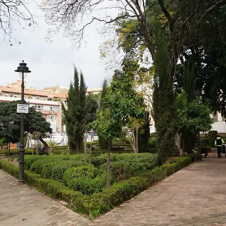 Apartment Plaza Alfonso Xii *
