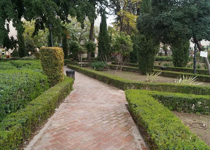 Plaza Alfonso Xii مالقة